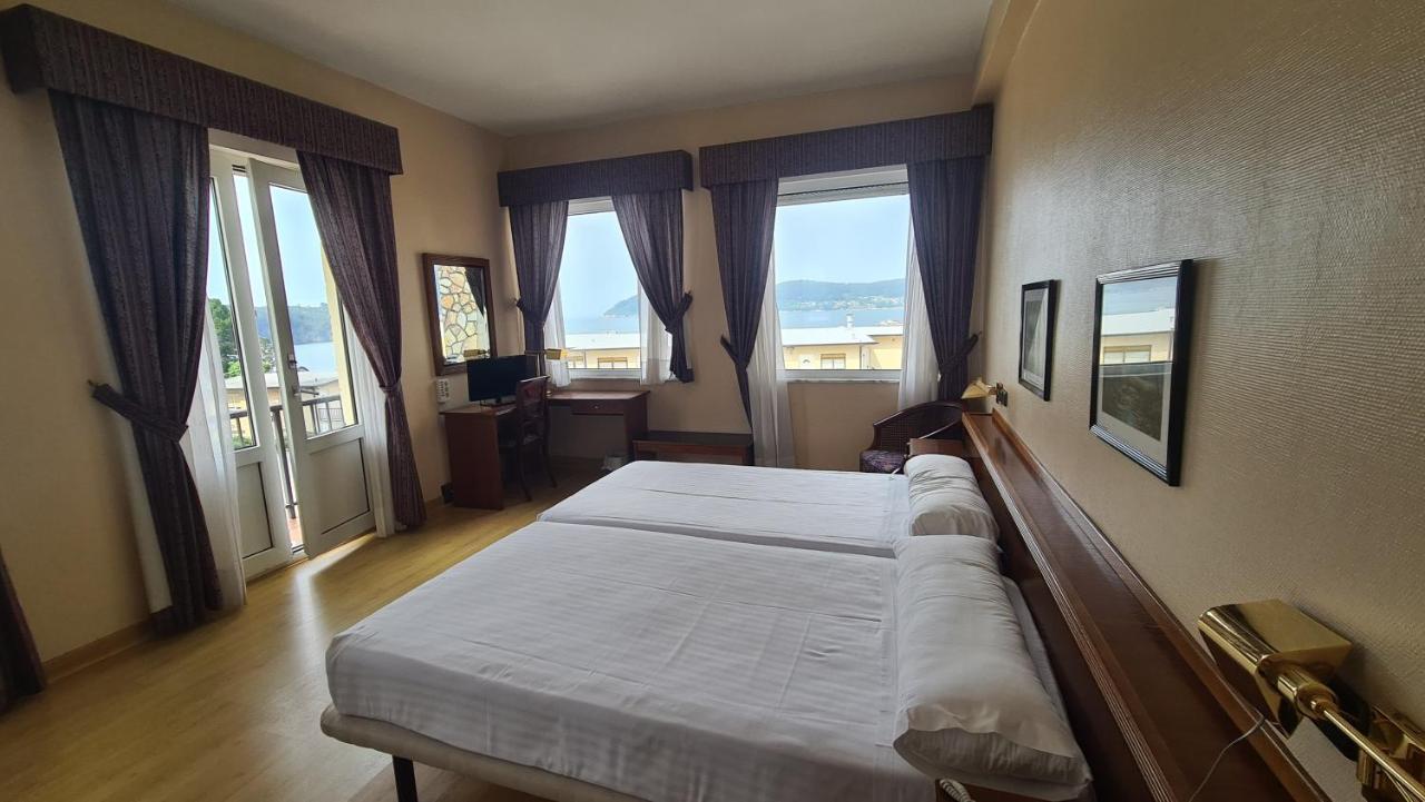Hotel Las Sirenas Viveiro Zewnętrze zdjęcie
